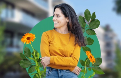 Motiv für das Festgeld der UmweltBank - Frau vor Blumen-Hintergrund